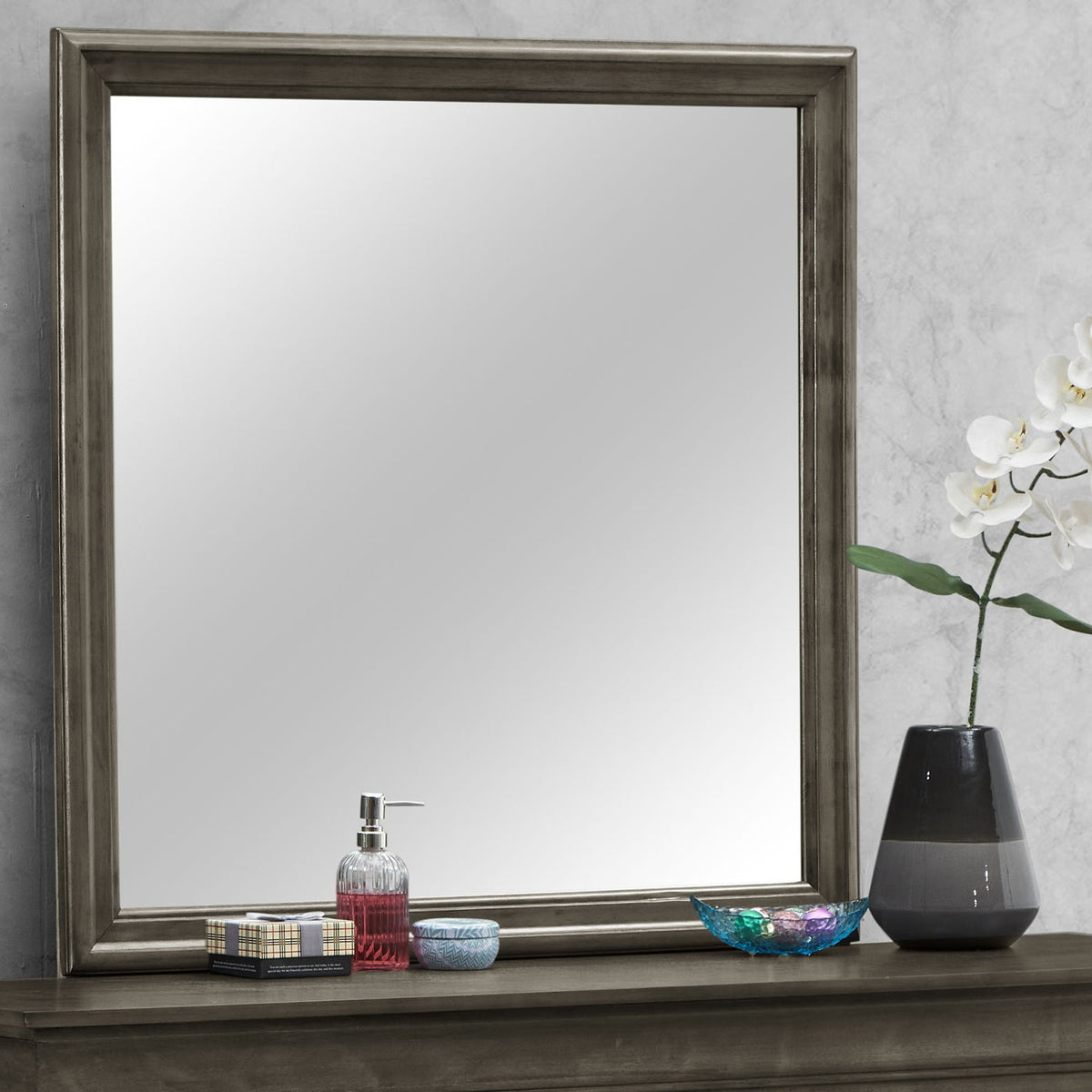 Traditional Wall Mirror For Any Space