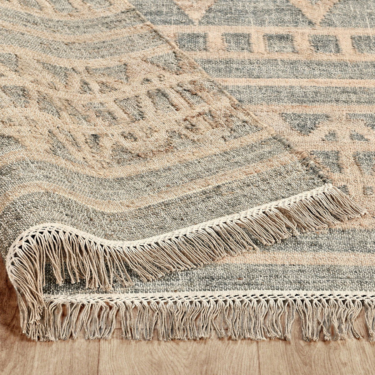 Kingston - Distressed Rug