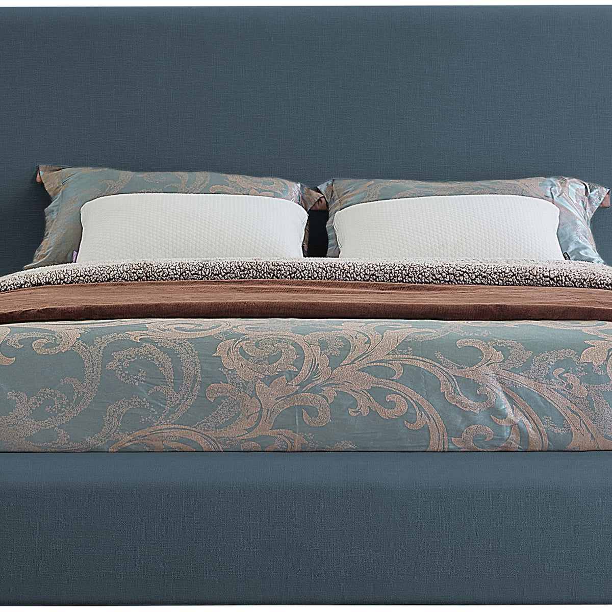 Devin - Bed