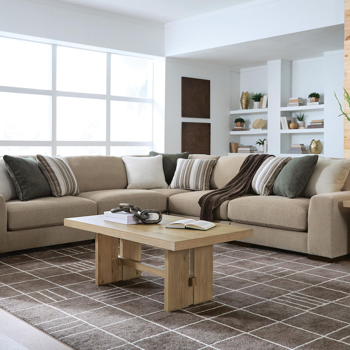 Linenhause - Sectional