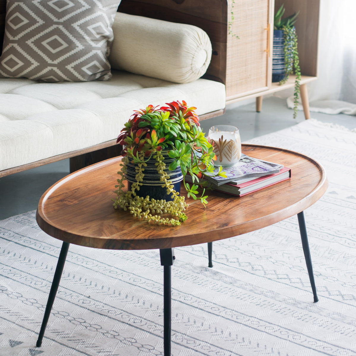 Oval Cofe Table - Brown