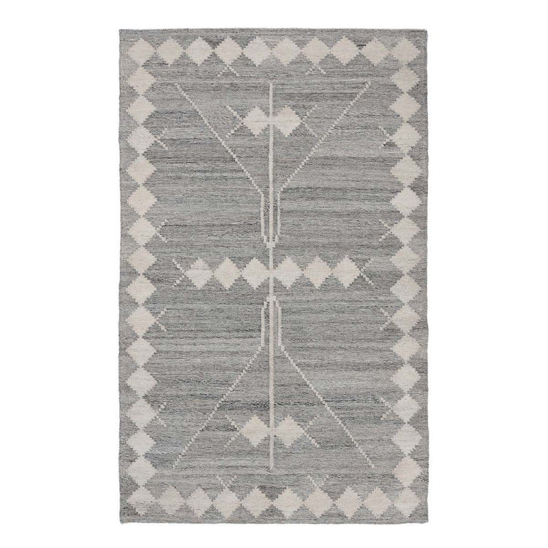 Indoor/outdoor rug in gray with cream diamond lattice border and symmetrical central medallion