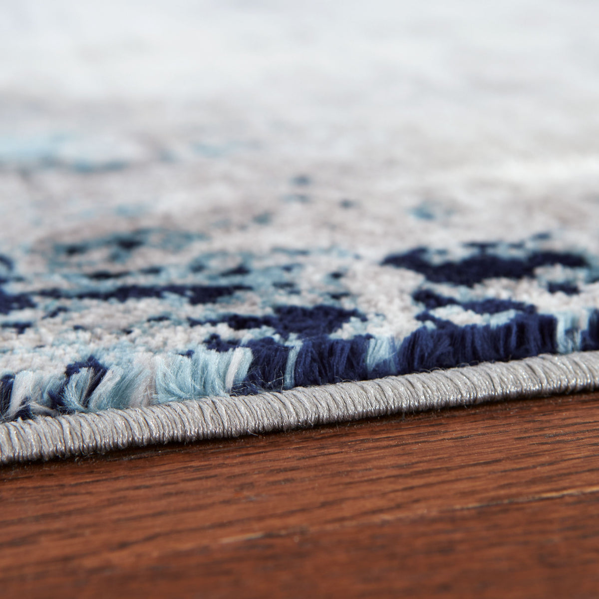 Leonelle - Rug