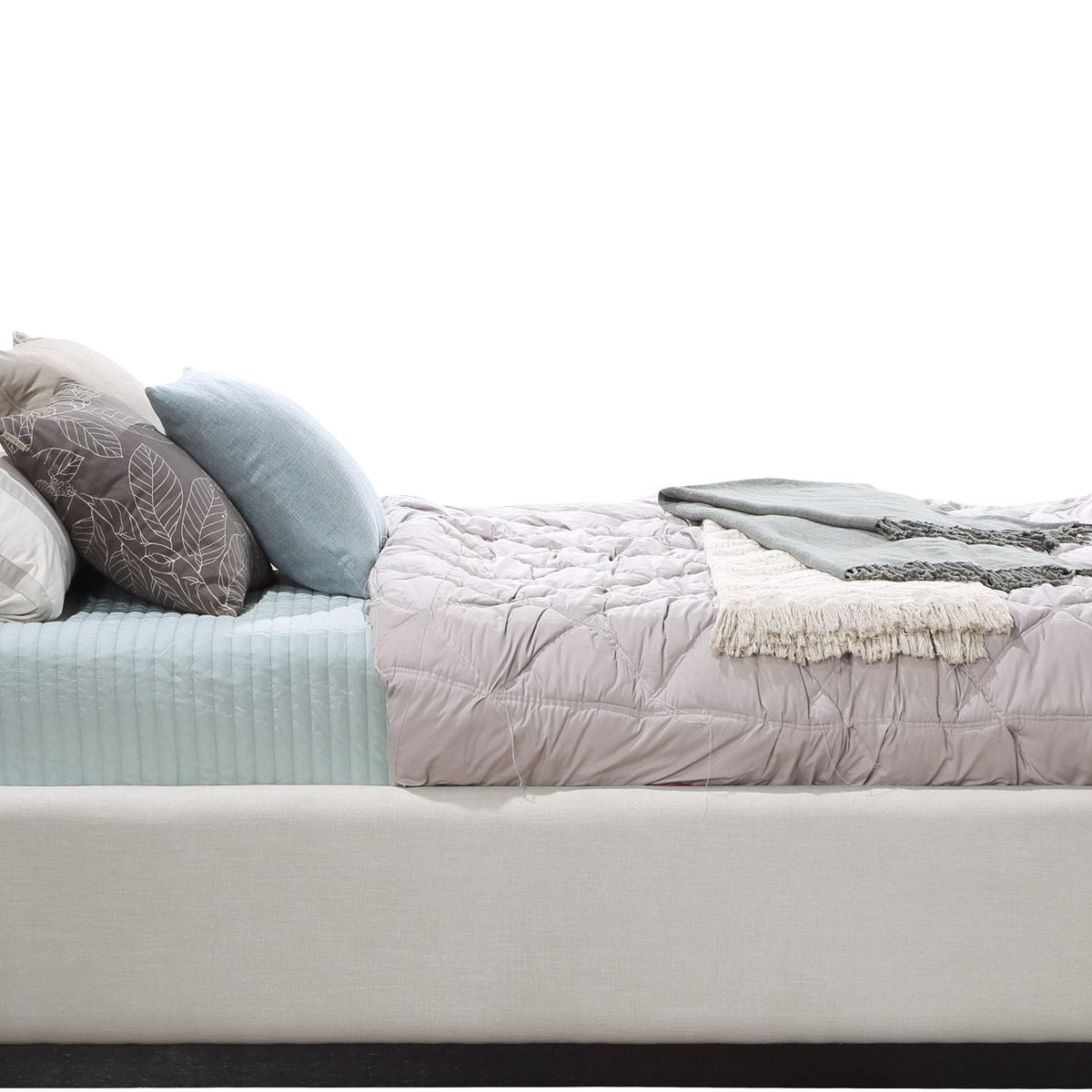 Lucia - Bed