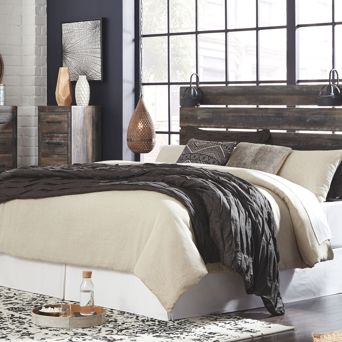 Drystan - Bedroom Set