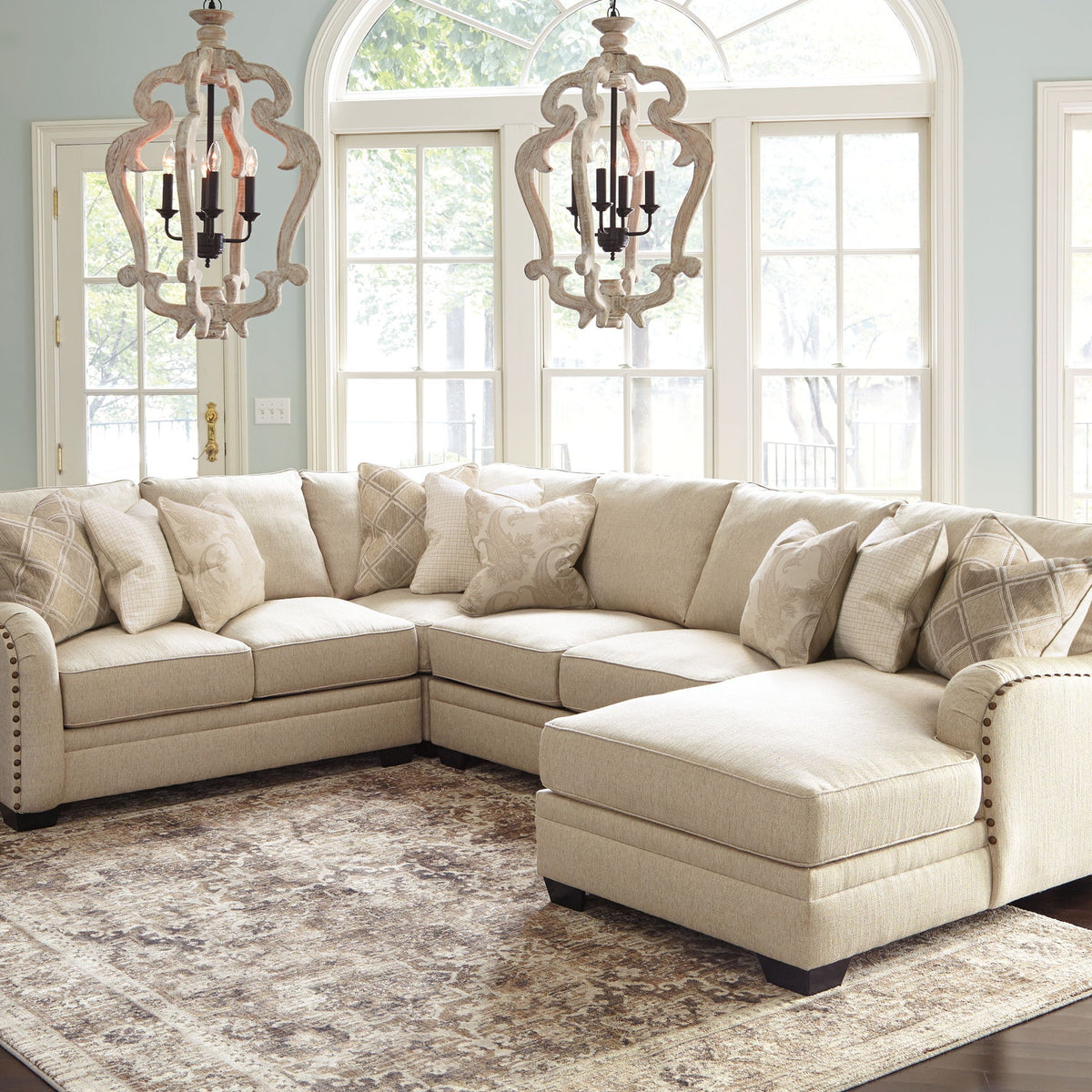 Luxora - Sectional