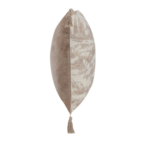 22" x 22" natural pillow end view with tassel trim