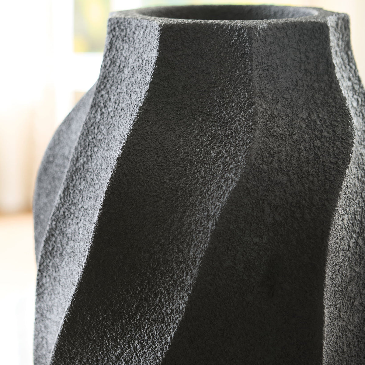Judworth - Vase
