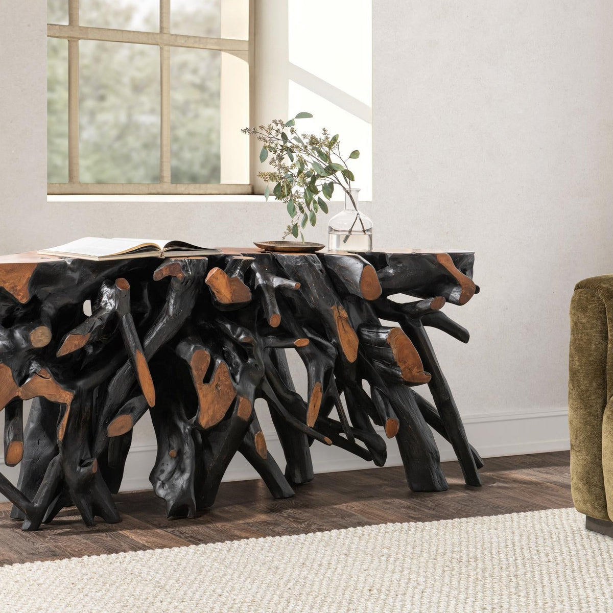 Cypress - Root Console Table