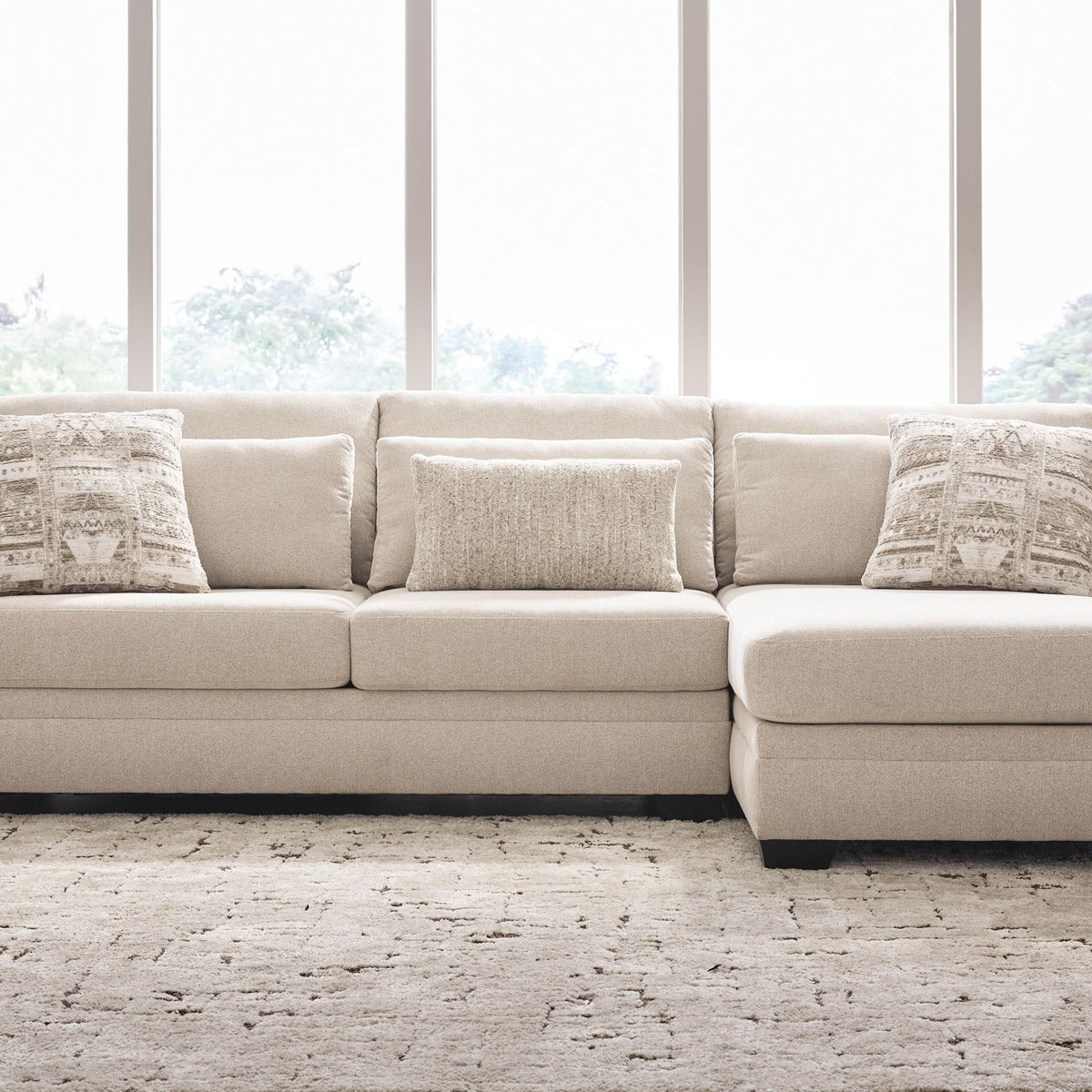 Mandi Point - Sectional