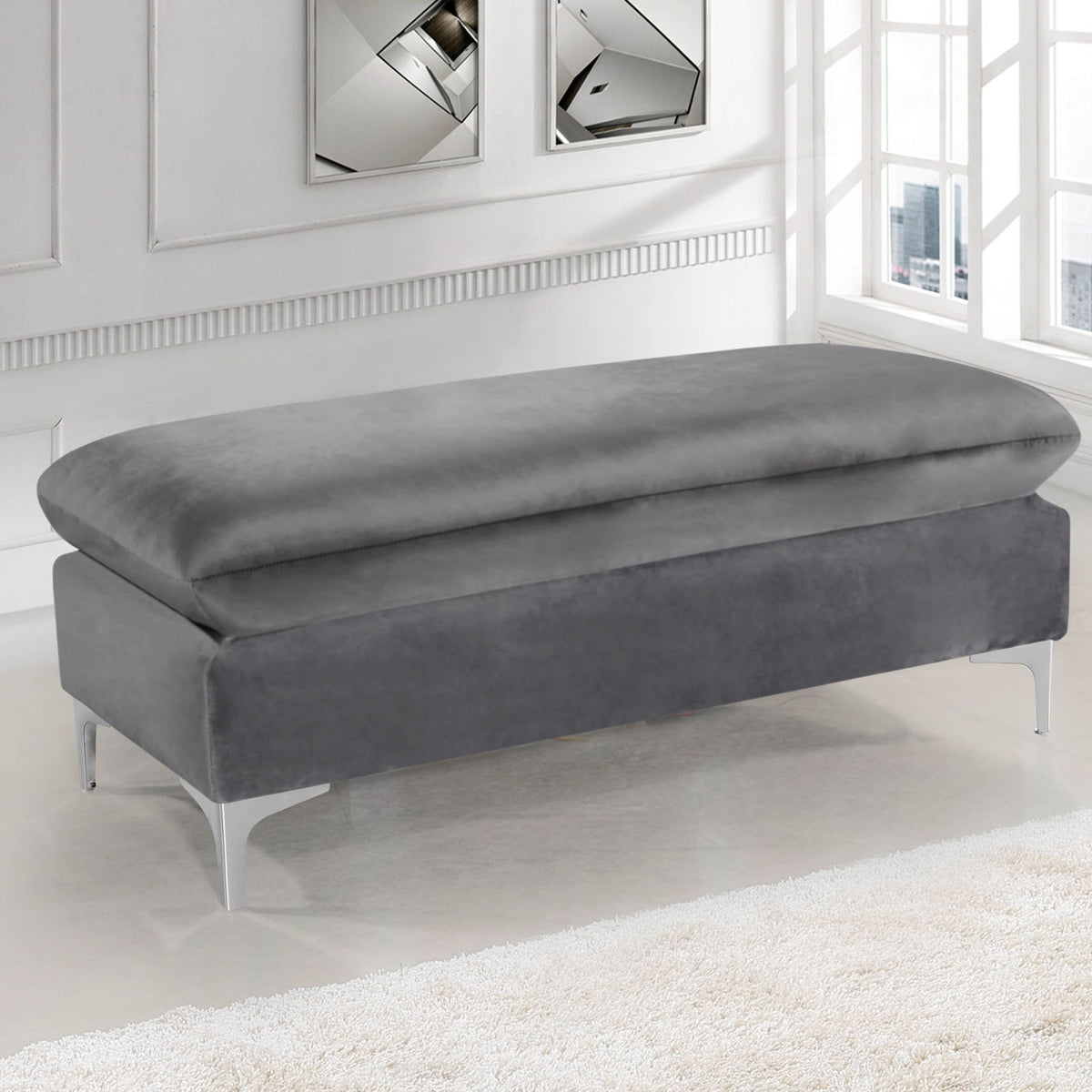 Naomi - Ottoman