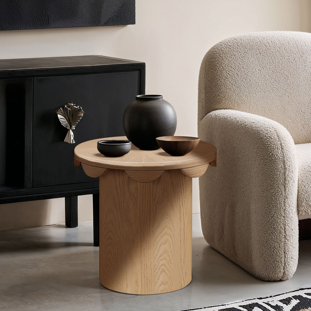 Dahlia - Oak Veneer Table