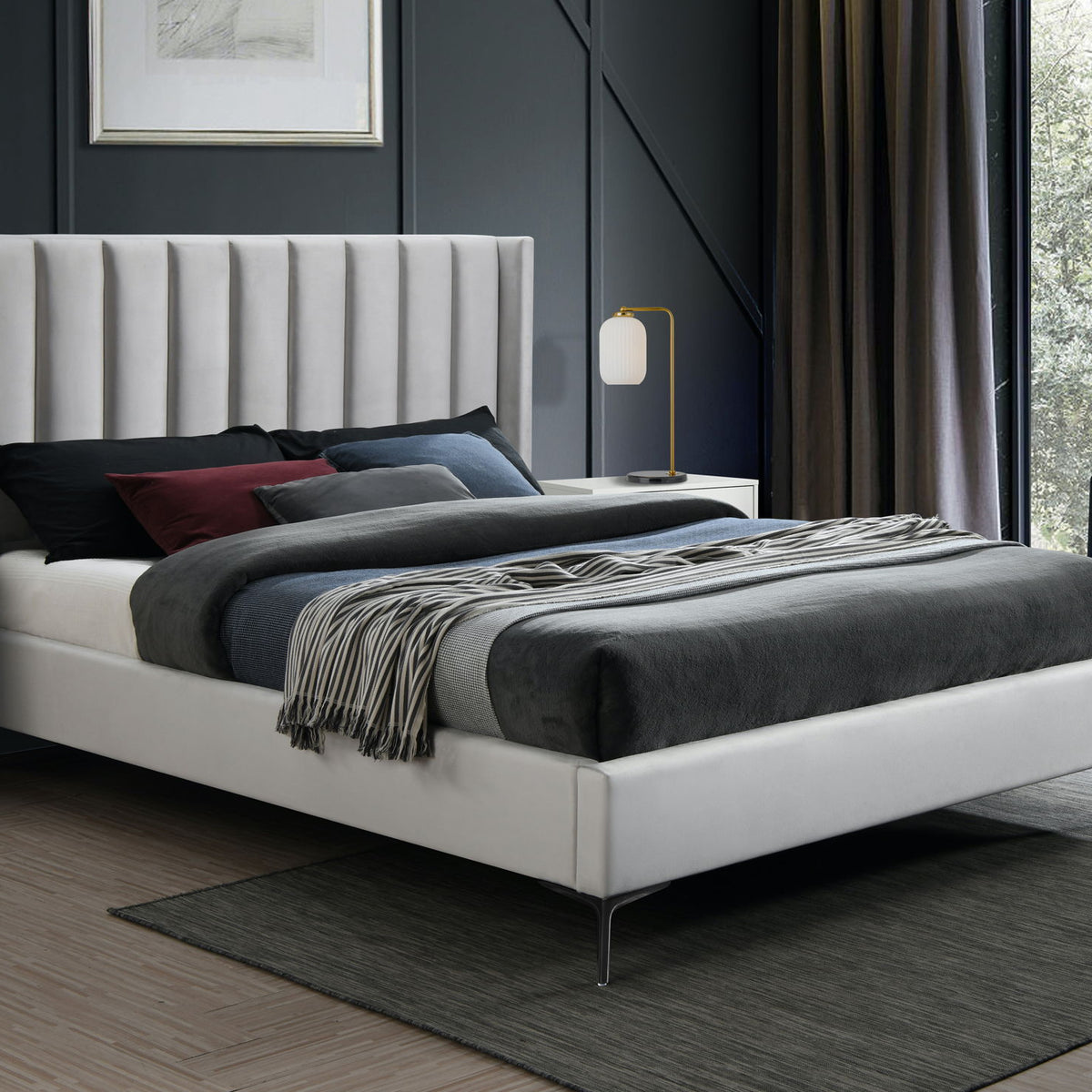 Nadia - Bed