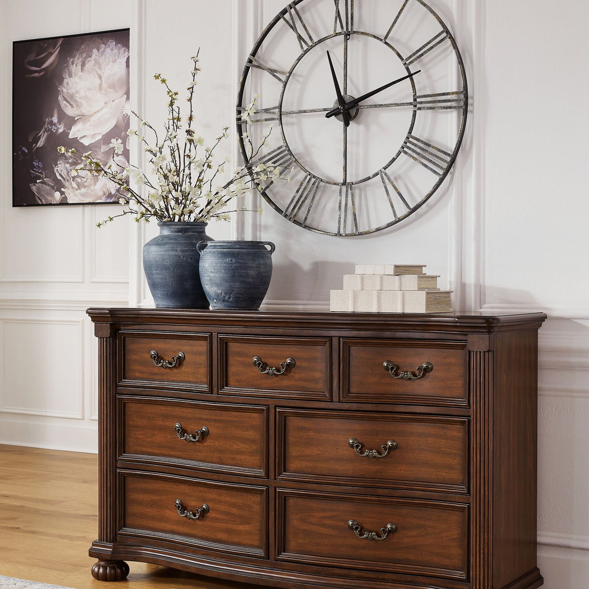 Lavinton - Dresser - Brown