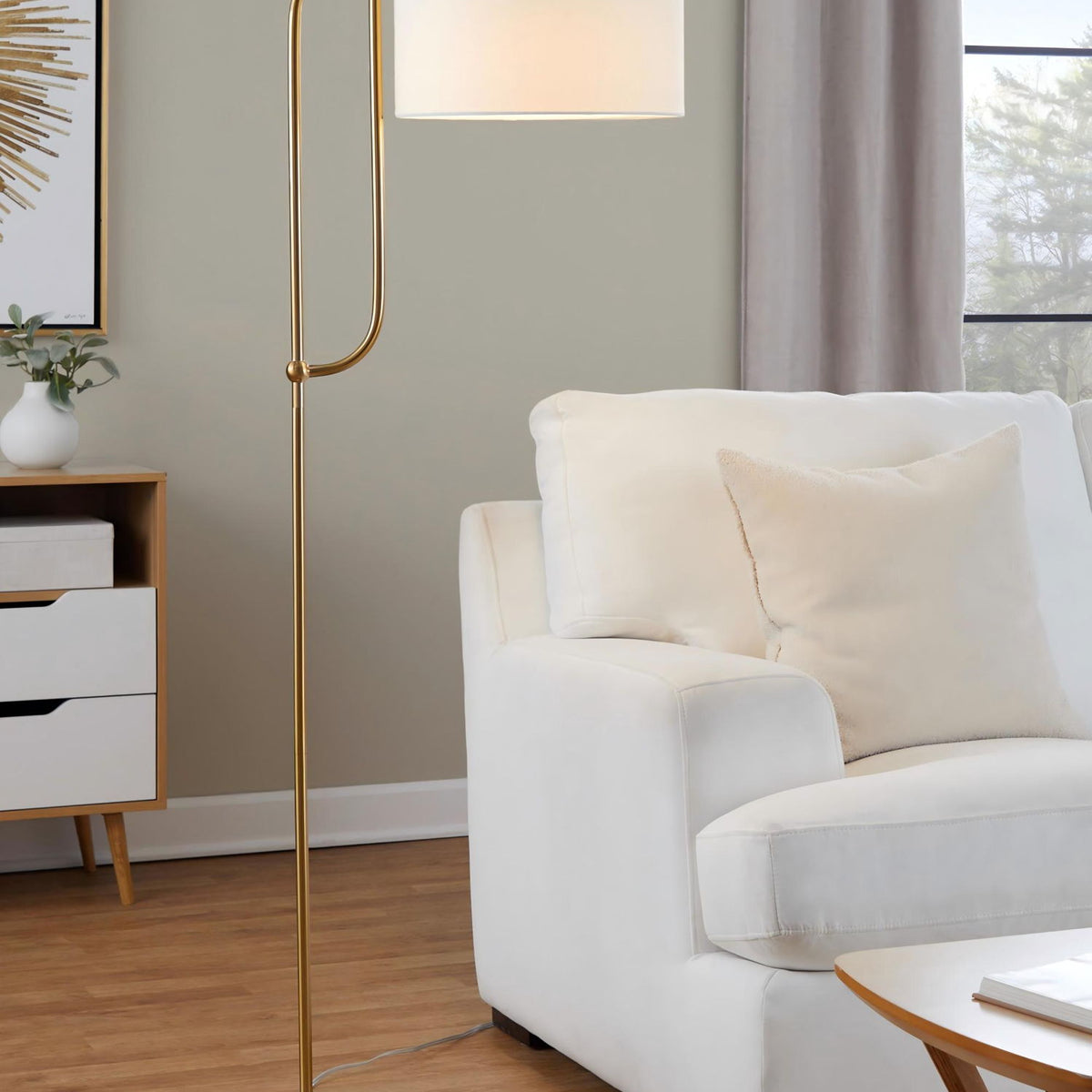 Leslie - Glam / Art Deco Floor Lamp - Gold / White