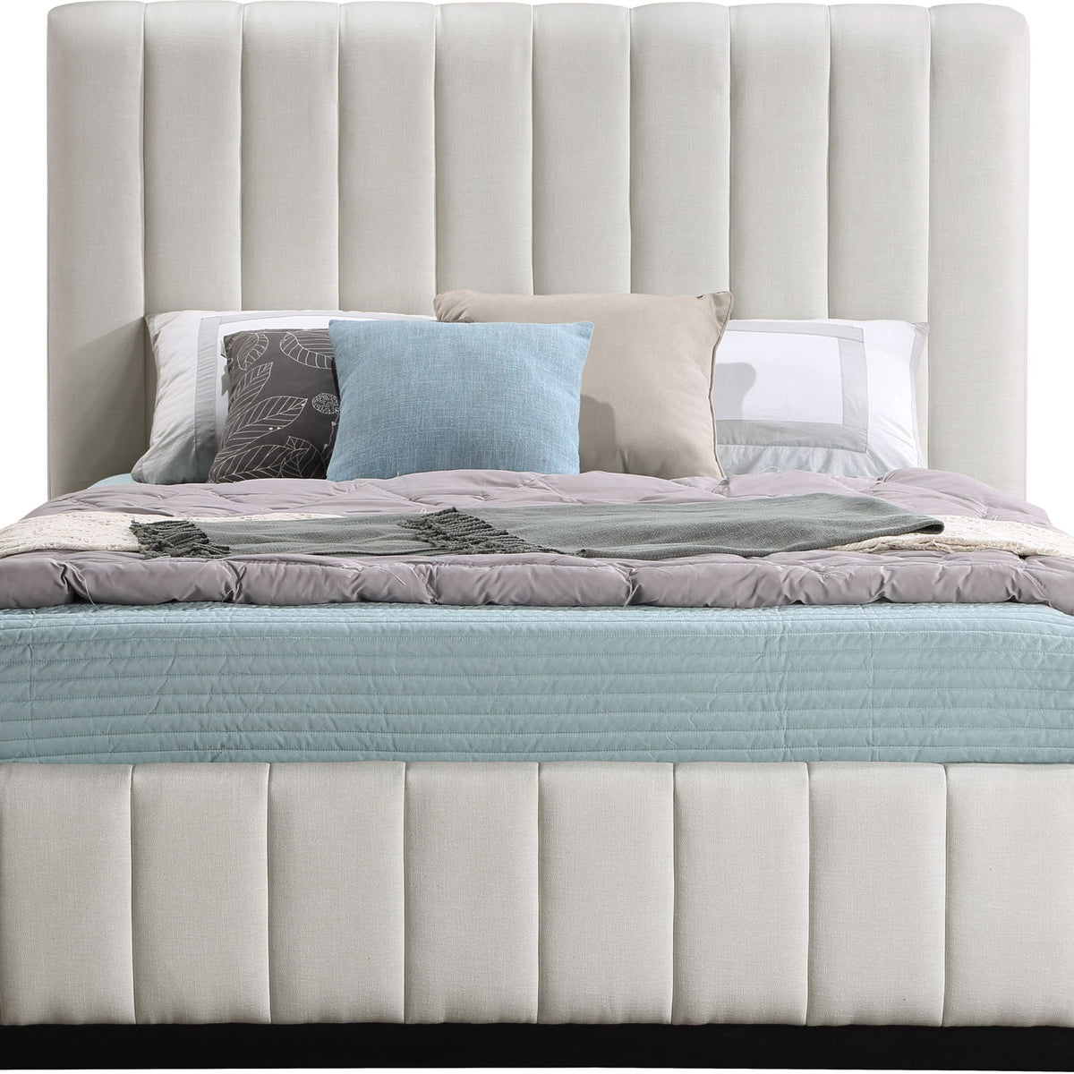 Lucia - Bed