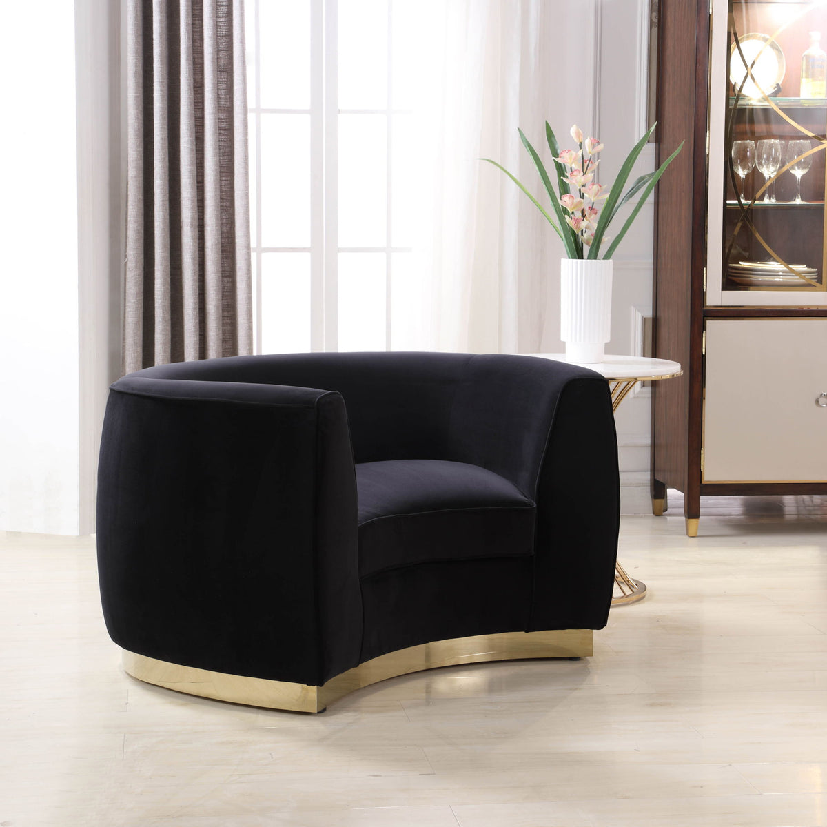 Julian - Chair