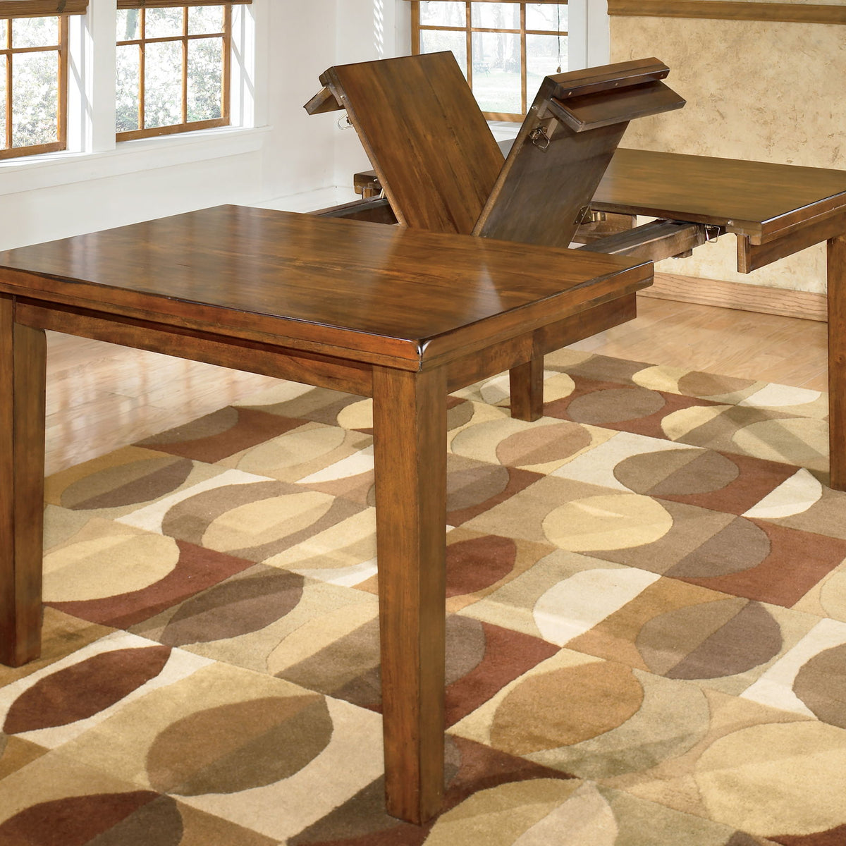 Ralene - Dining Room Table