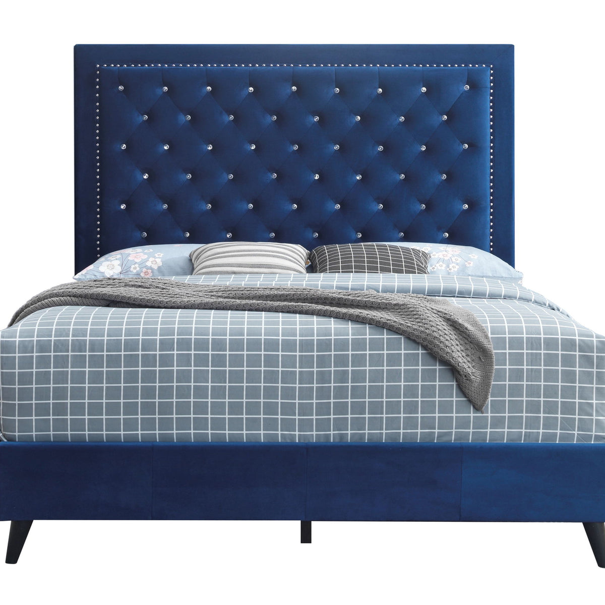Classic Design Bed Elegant Glamour