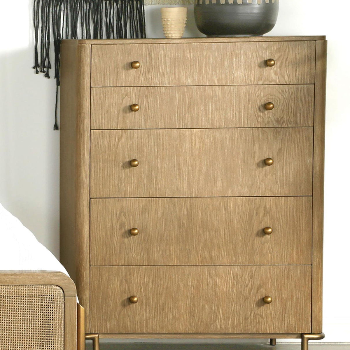Arini 5-drawer Bedroom Chest Sand Wash