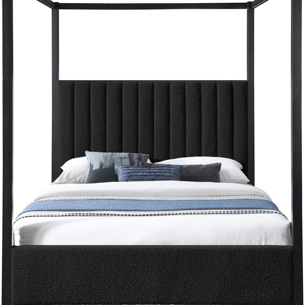 Kelly - Bed