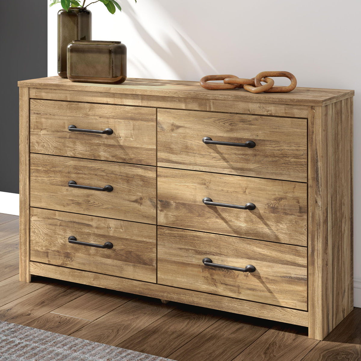 Maystonna - Six Drawer Dresser