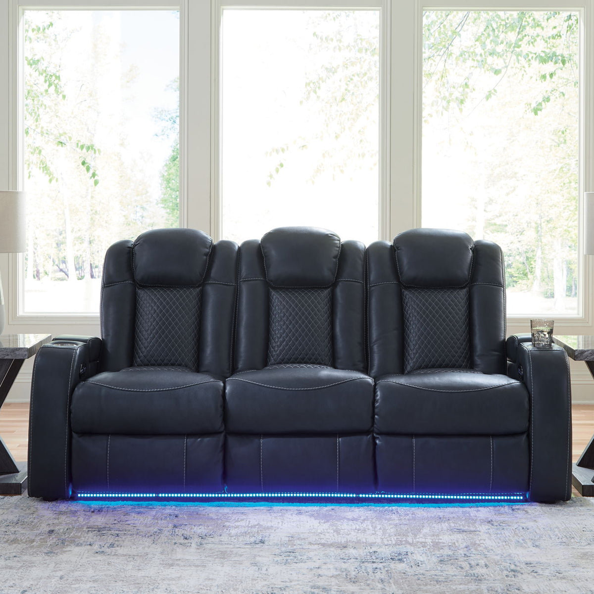 Fyne-dyme - Power Reclining Sofa With Adj Headrest