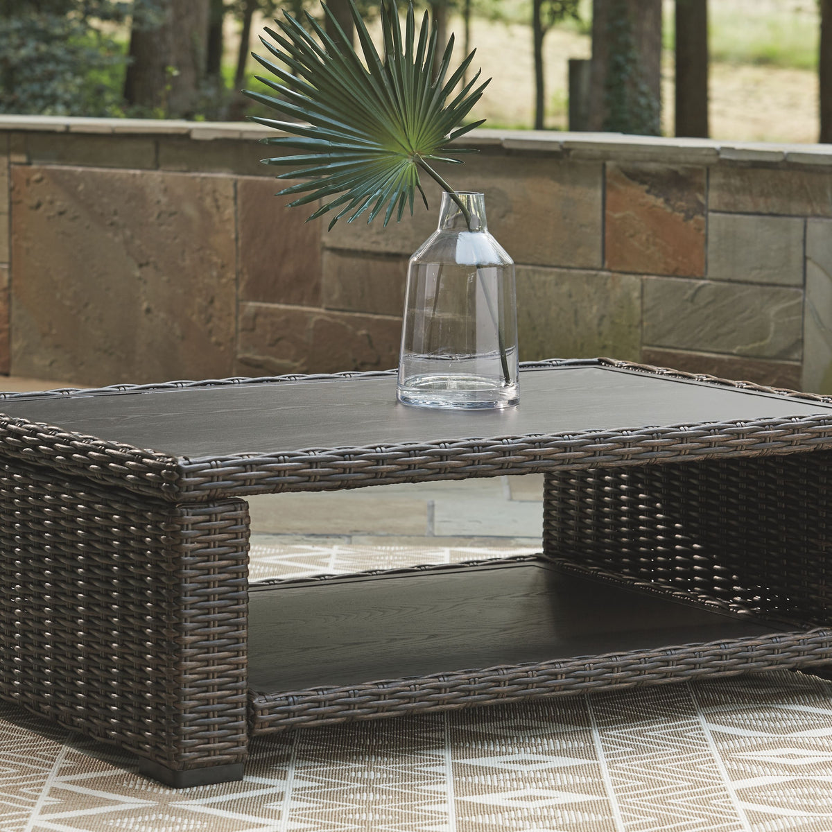 Grasson Lane - Brown - Rectangular Cocktail Table