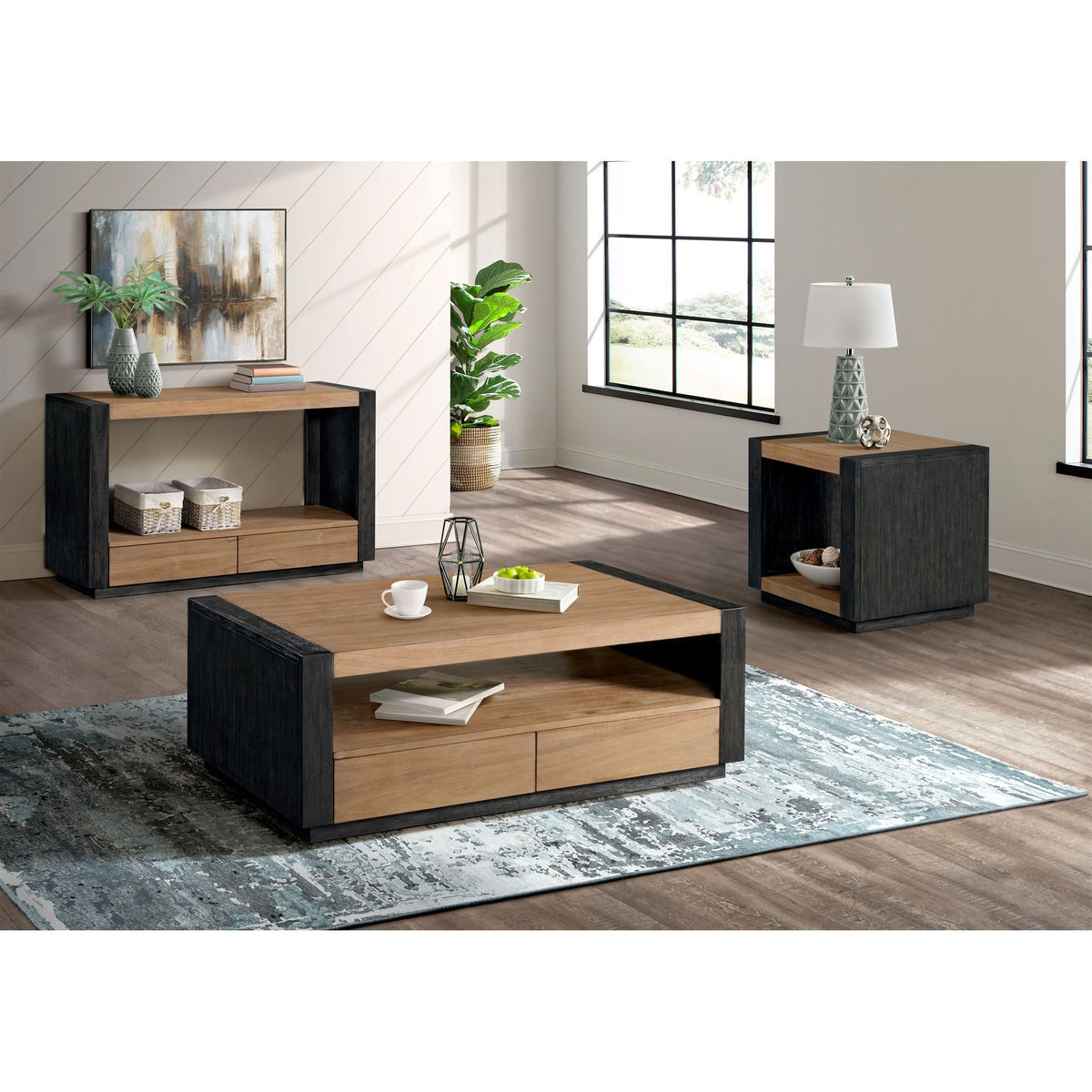 Breckenridge - Table