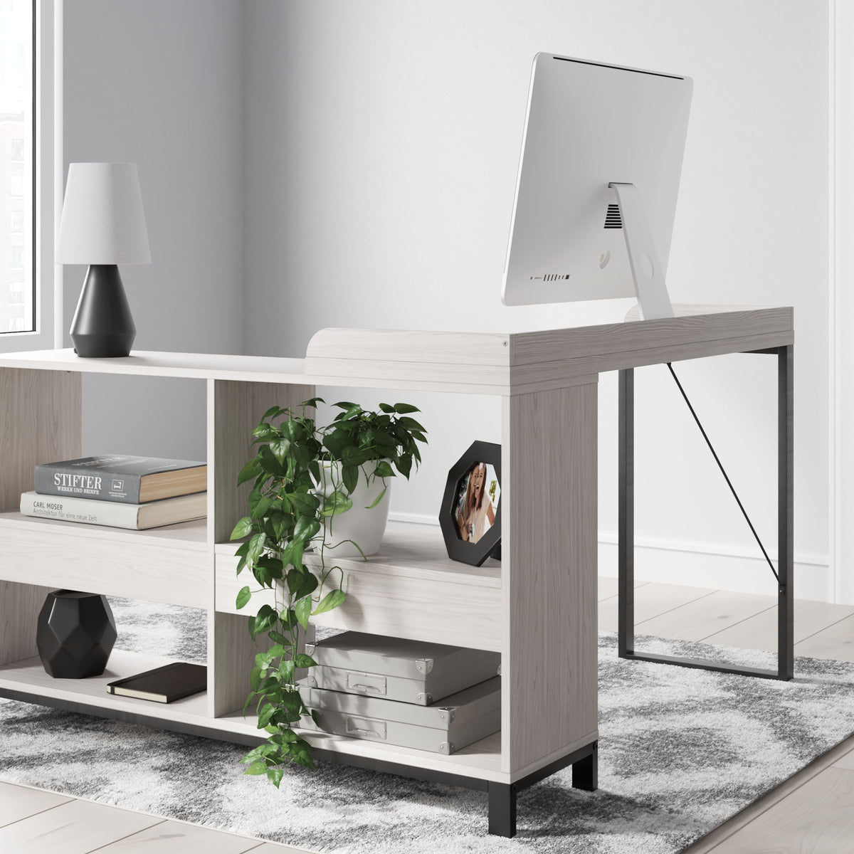 Bayflynn - White / Black - L-Desk