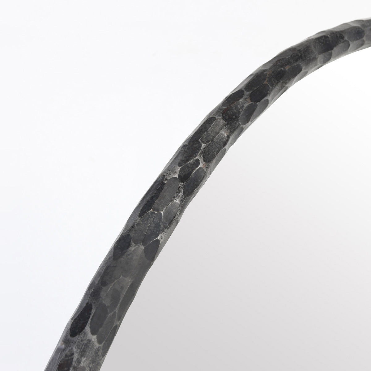 Howell - Round Mirror Hammered Metal - Black