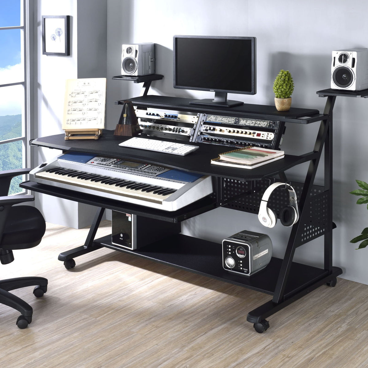Willow - Versatile Music Desk