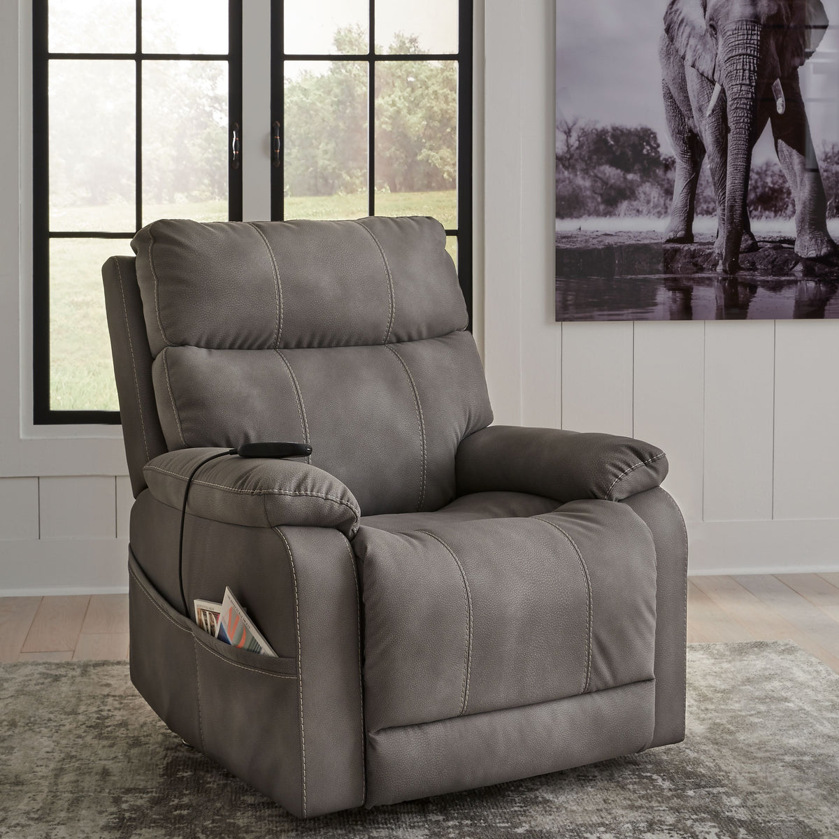 Next-Gen Durapella - Power Lift Recliner