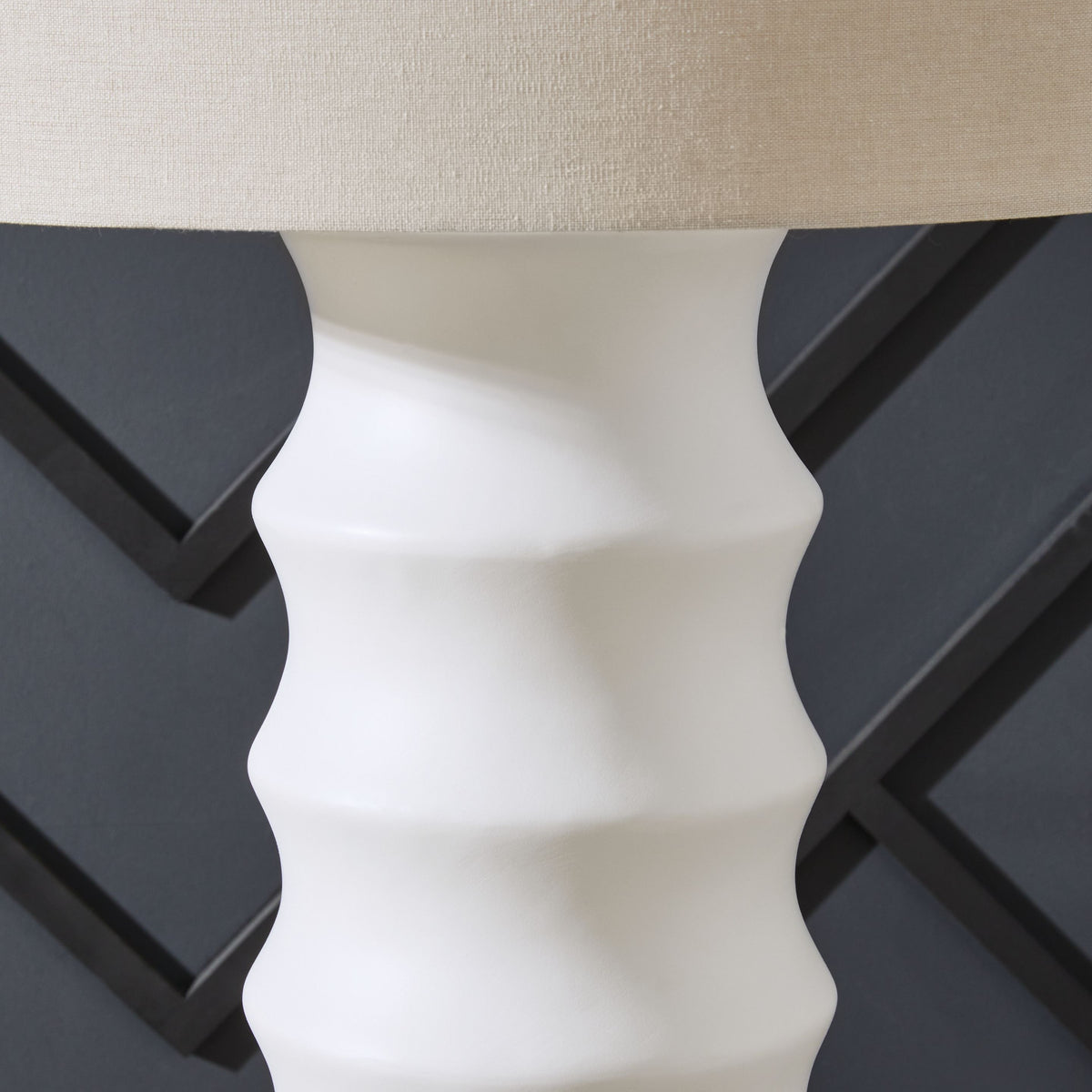 Veraleigh - Poly Lamp
