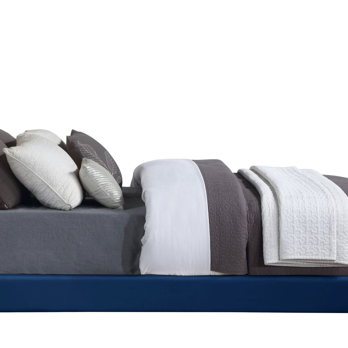 Harlie - Bed