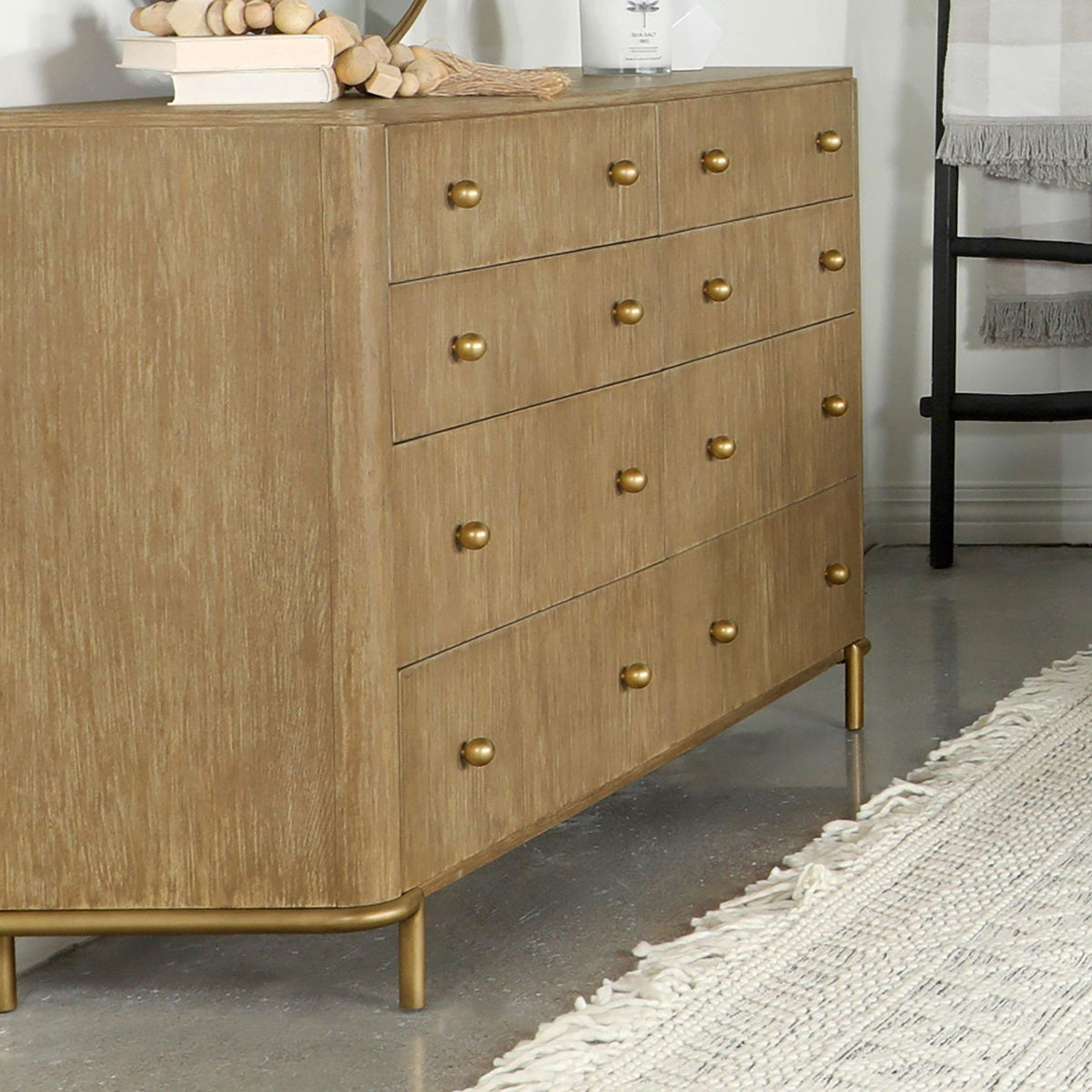 Arini 8-drawer Dresser Sand Wash