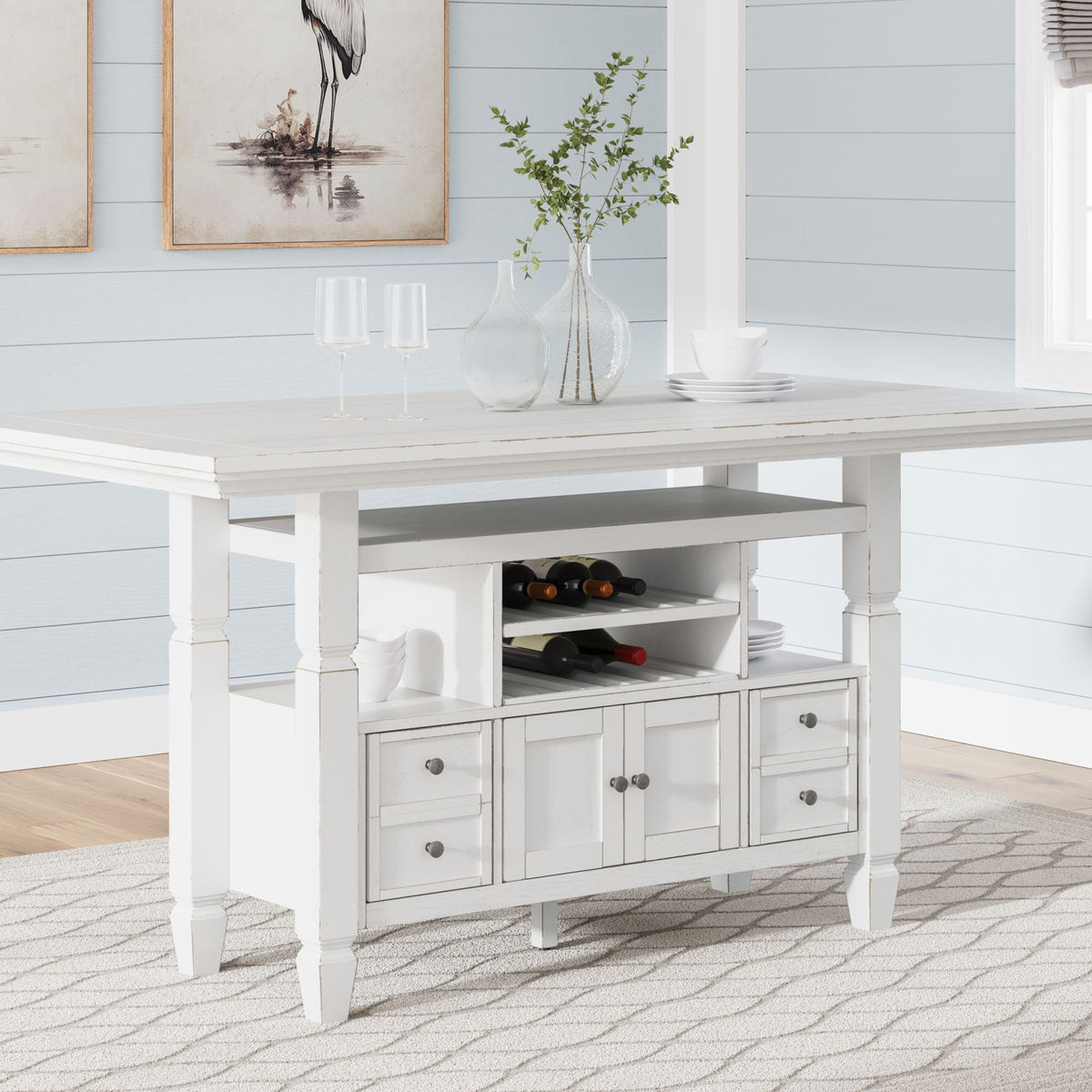 Robbinsdale - Rectangular Dining Table