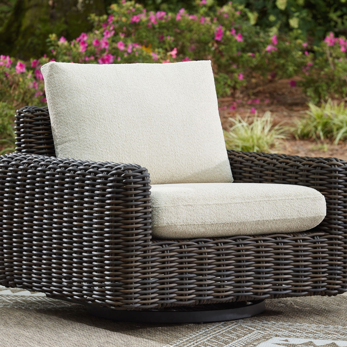 Kimora - 7 Pc. - 4-Piece Outdoor Sectional, Swivel Glider Lounge, Cocktail Table, End Table - Beige / Dark Brown