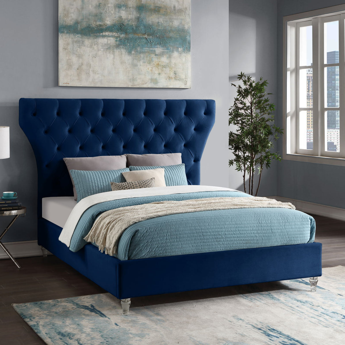 Kira - Bed