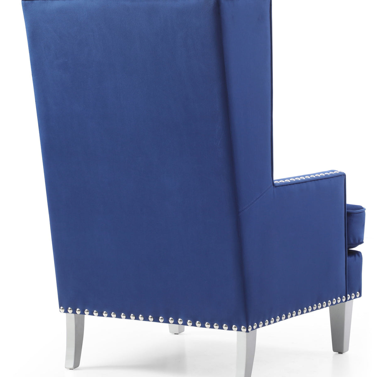 Elegant Traditional Accent Chair