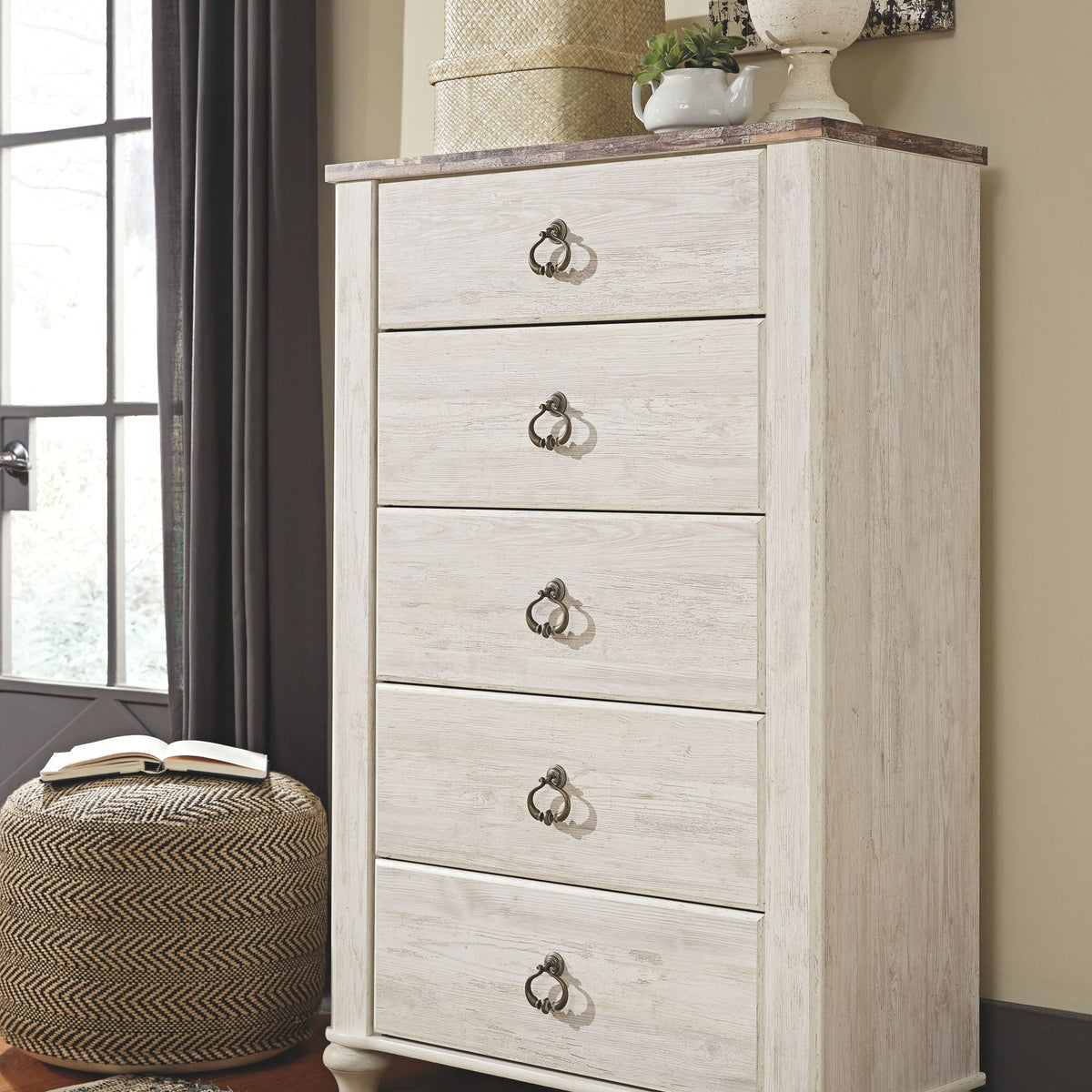 Willowton - Five Drawer Chest - Brown / Beige / White