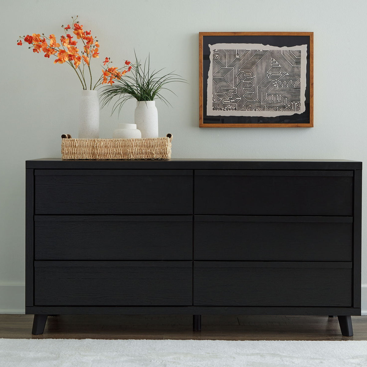 Danziar - Six Drawer Dresser - Black