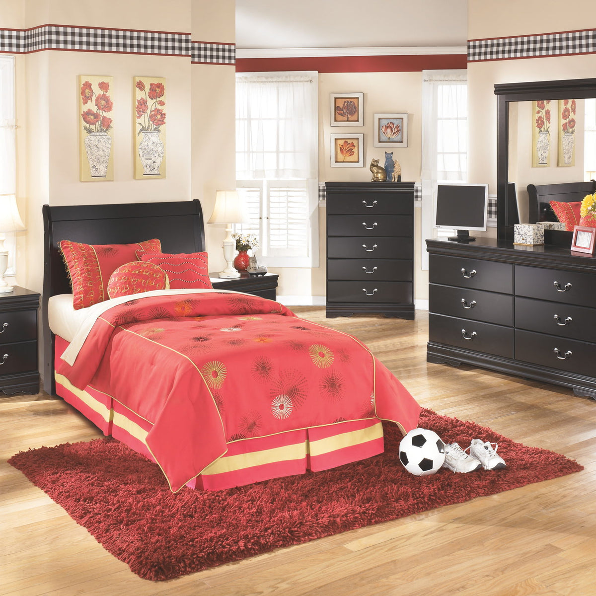 Huey Vineyard - Youth Sleigh Headboard