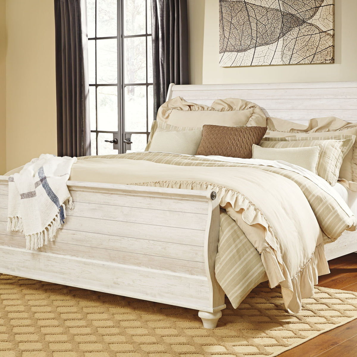 Willowton - Sleigh Bed