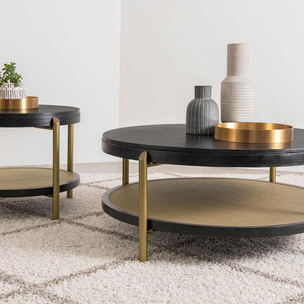 Arini 2-piece Round Coffee and End Table Set Black