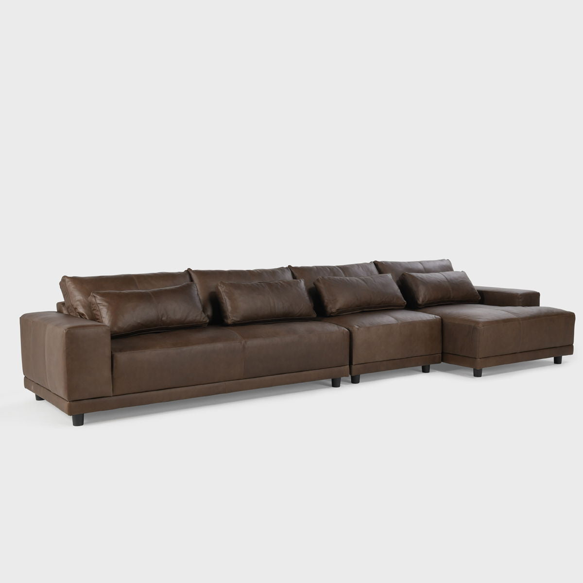 Hauser - 3 Piece Sectional With RAF Chaise MX - Espresso