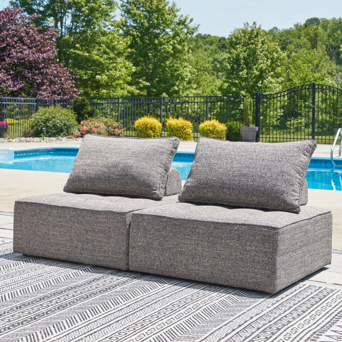 Bree Zee - Outdoor Sectional