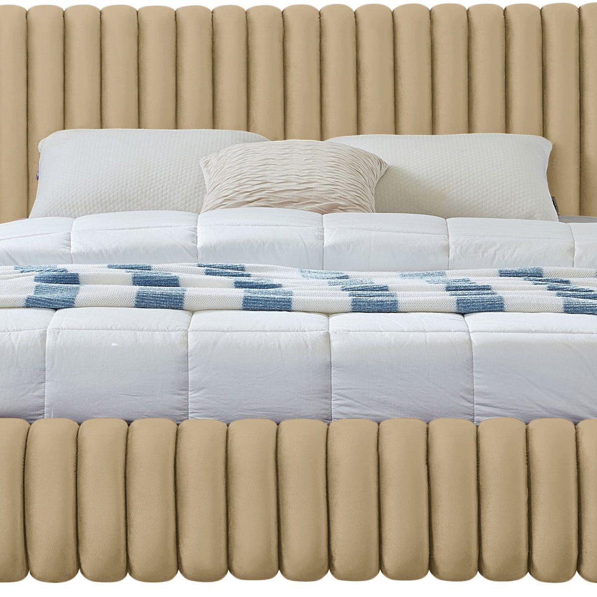Nico - Bed