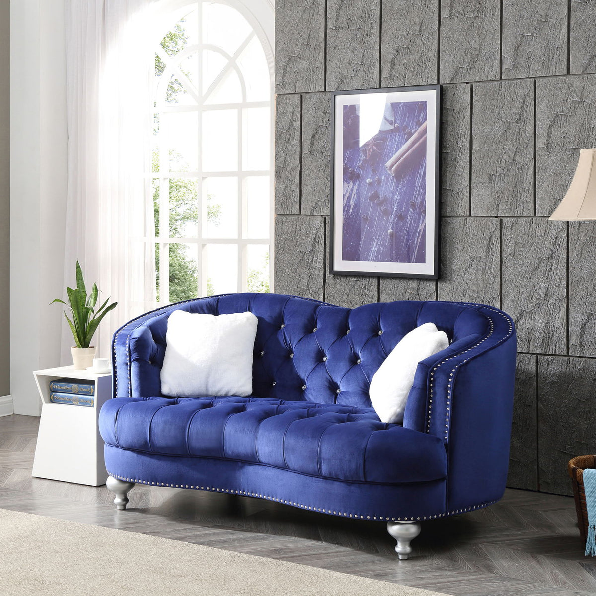 Jewel Loveseat