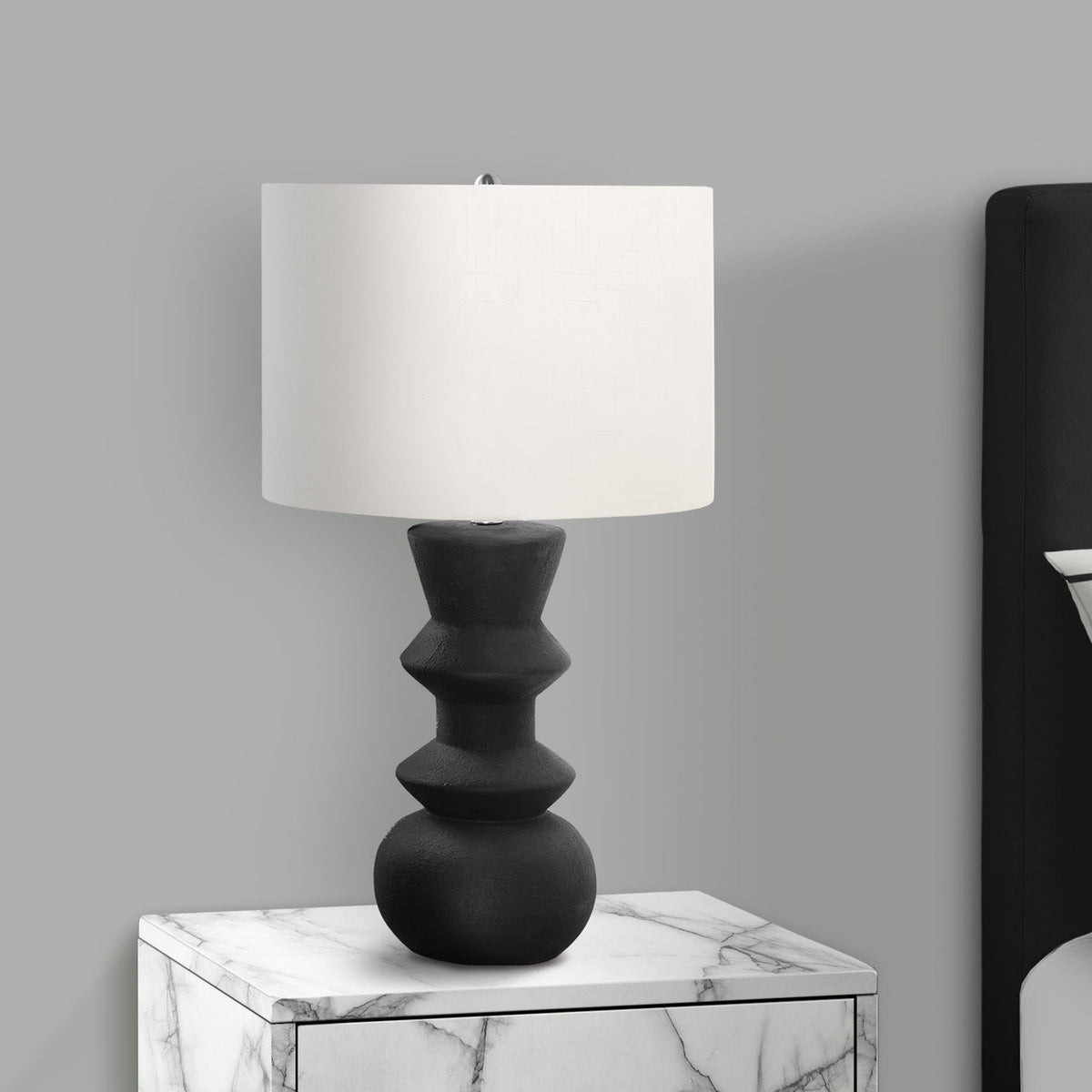 Lighting, Ceramic, Contemporary